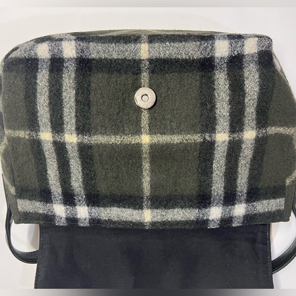 Rare Authentic Burberrys of London Blue Label Wool shoulder bag. Green/black - Picture 4 of 9
